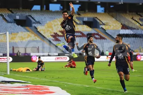 احتفال بهدف قاتل وحضور جماهيري قليل.. لقطات من مباراة حرس الحدود والأهلي (صور وفيديو)